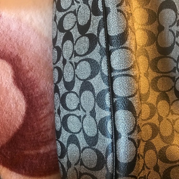 Coach Handbag 👜 - Picture 2 of 5